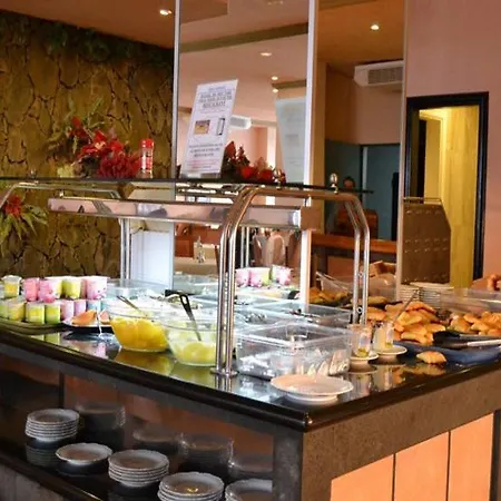 Zentral Center - Adults Only Hotel 4*